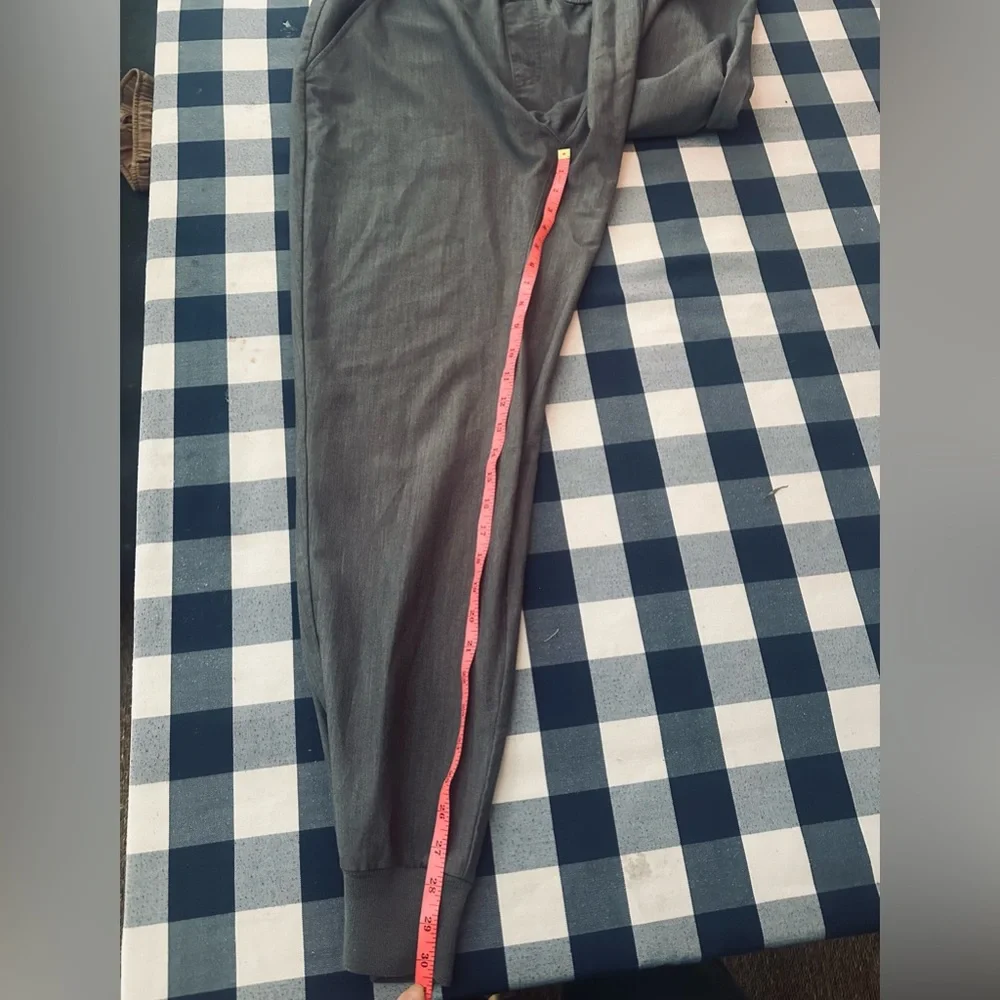 Men’s Figs Tansen Jogger Scrub Pant size Large